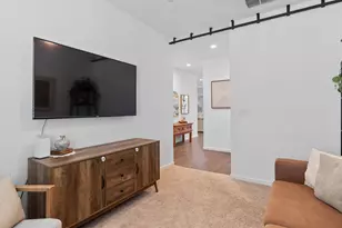 17691 Brandeis Ct, Lathrop, CA 95330 - Photo 10