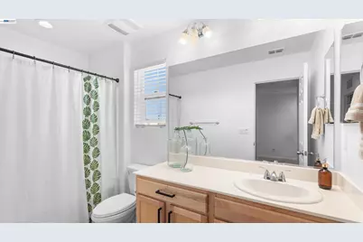 17691 Brandeis Ct, Lathrop, CA 95330 - Photo 18