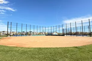 17691 Brandeis Ct, Lathrop, CA 95330 - Photo 28