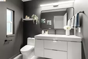 6931 Pinehaven Rd, Oakland, CA 94611 - Photo 26