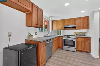 730 Stratford Avenue, Dixon, CA 95620 - Photo 12