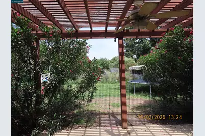 730 Stratford Avenue, Dixon, CA 95620 - Photo 36