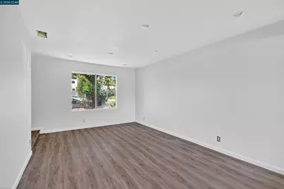 730 Stratford Avenue, Dixon, CA 95620 - Photo 6