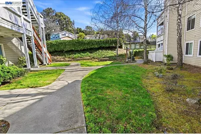 2423 Creekside Ct, Hayward, CA 94542 - Photo 28