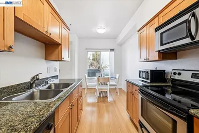 2423 Creekside Ct, Hayward, CA 94542 - Photo 12