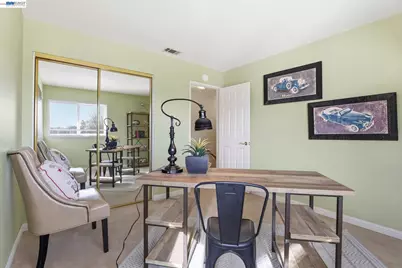 3593 Whitehall Ct, Pleasanton, CA 94588 - Photo 16