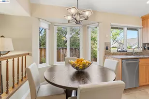 3593 Whitehall Ct, Pleasanton, CA 94588 - Photo 6