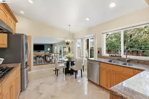 3593 Whitehall Ct, Pleasanton, CA 94588 - Photo 10