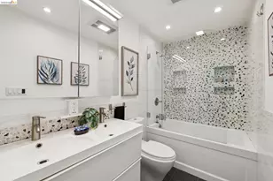 7 Embarcadero, Oakland, CA 94607 - Photo 16