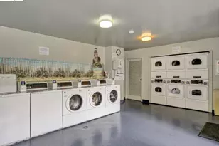 7 Embarcadero, Oakland, CA 94607 - Photo 24