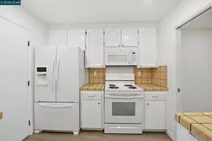 970 Joaquin Ave, San Leandro, CA 94577 - Photo 16