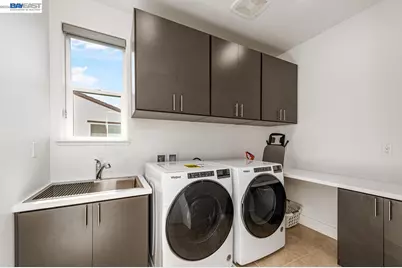 713 River Bend Dr, Lathrop, CA 95330 - Photo 28