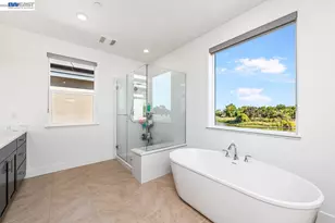 713 River Bend Dr, Lathrop, CA 95330 - Photo 20