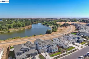 713 River Bend Dr, Lathrop, CA 95330 - Photo 48