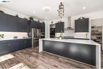 713 River Bend Dr, Lathrop, CA 95330 - Photo 8