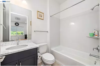 713 River Bend Dr, Lathrop, CA 95330 - Photo 36