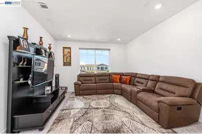 713 River Bend Dr, Lathrop, CA 95330 - Photo 30