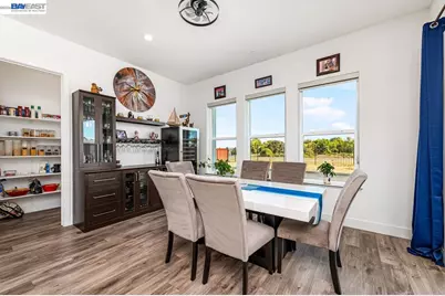 713 River Bend Dr, Lathrop, CA 95330 - Photo 12