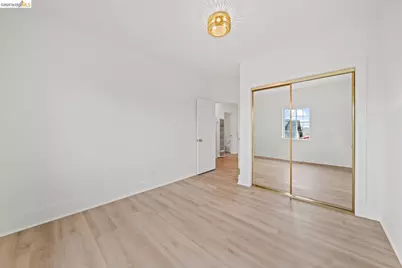 5812 Dover St, Oakland, CA 94609 - Photo 20