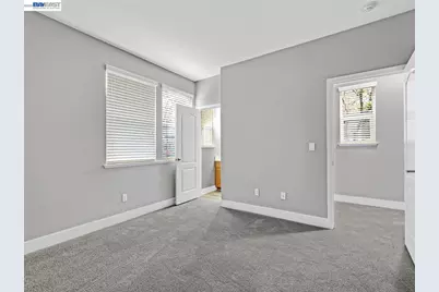 6067 Old Quarry, Oakland, CA 94605 - Photo 26