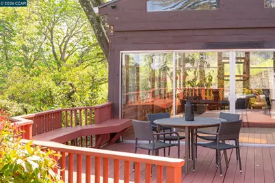 2081 Essenay Ave, Walnut Creek, CA 94597 - Photo 40