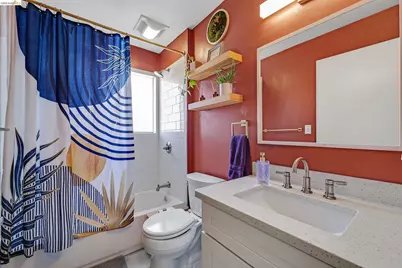 407 Vista Heights Rd, El Cerrito, CA 94530 - Photo 14