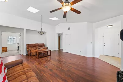 3449 Birchdale Way, Antelope, CA 95843 - Photo 4