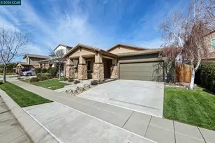 421 Gravino Dr, Mountain House, CA 95391 - Photo 2