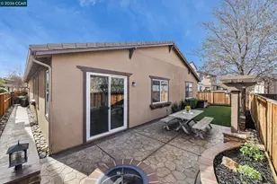 421 Gravino Dr, Mountain House, CA 95391 - Photo 24