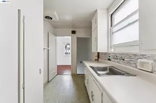 2643 Stuart St, Berkeley, CA 94705 - Photo 54