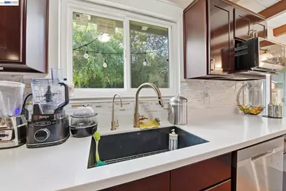 38467 Timpanogas Circle, Fremont, CA 94536 - Photo 8