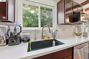 38467 Timpanogas Cir, Fremont, CA 94536 - Photo 8