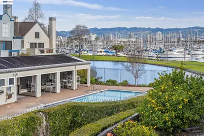 9 Regulus Court, Alameda, CA 94501 - Photo 36