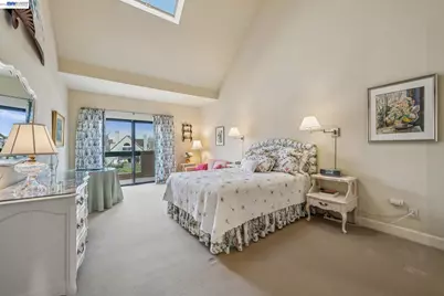 9 Regulus Court, Alameda, CA 94501 - Photo 30