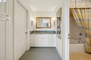 9 Regulus Ct, Alameda, CA 94501 - Photo 18