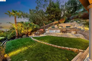 33 Somerset Rd, Oakland, CA 94611 - Photo 4