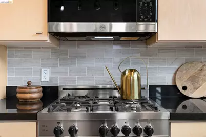 311 2nd St #311, Oakland, CA 94607 - Photo 18