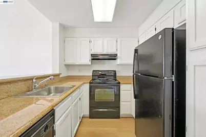 39206 Guardino Dr #310, Fremont, CA 94538 - Photo 12