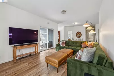 29341 Sandburg Way, Hayward, CA 94544 - Photo 18