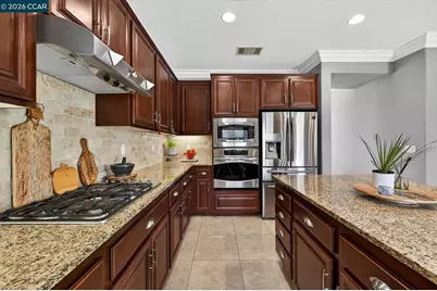 5271 Salerno Dr, Dublin, CA 94568 - Photo 6