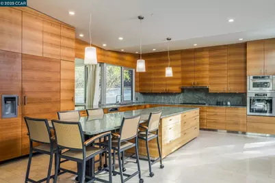 2 Crane Ct, Orinda, CA 94563 - Photo 20