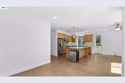 1200 Stonecrest Ln, Concord, CA 94518 - Photo 6