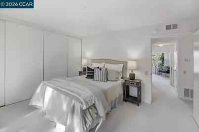 1557 Rockledge Ln #2, Walnut Creek, CA 94595 - Photo 32