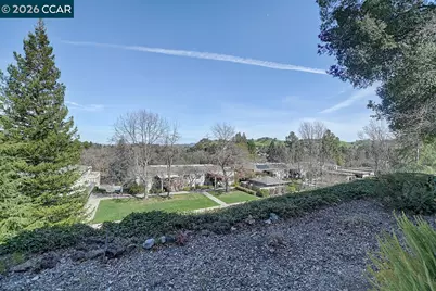 1557 Rockledge Ln #2, Walnut Creek, CA 94595 - Photo 20