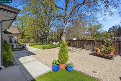 8 Simo Street, Alamo, CA 94507 - Photo 32