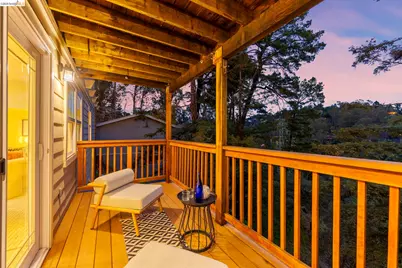 2 Cortez Ct, Oakland, CA 94611 - Photo 36