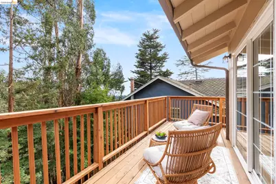 2 Cortez Ct, Oakland, CA 94611 - Photo 44