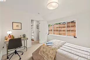 2 Cortez Ct, Oakland, CA 94611 - Photo 28