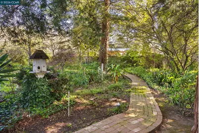 3800 Alhambra Way, Martinez, CA 94553 - Photo 44