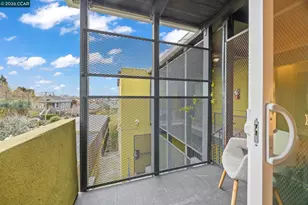 2327 Tenth St, Berkeley, CA 94710 - Photo 14